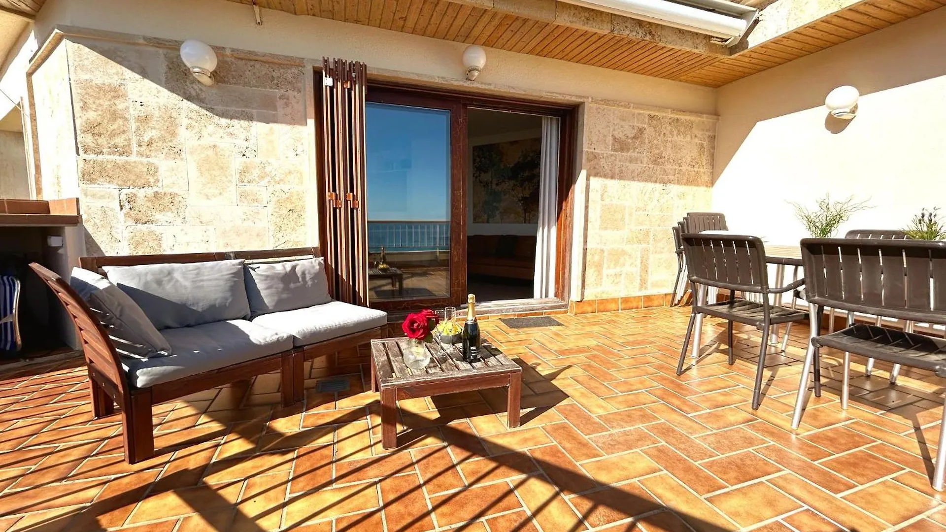 Charming Apartment In La Fosca Beach 팔라모스